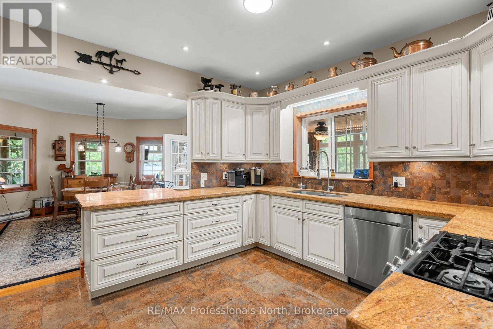 22 Knowles Crescent E, Seguin, Ontario  P0C 1J0 - Photo 10 - X13439748