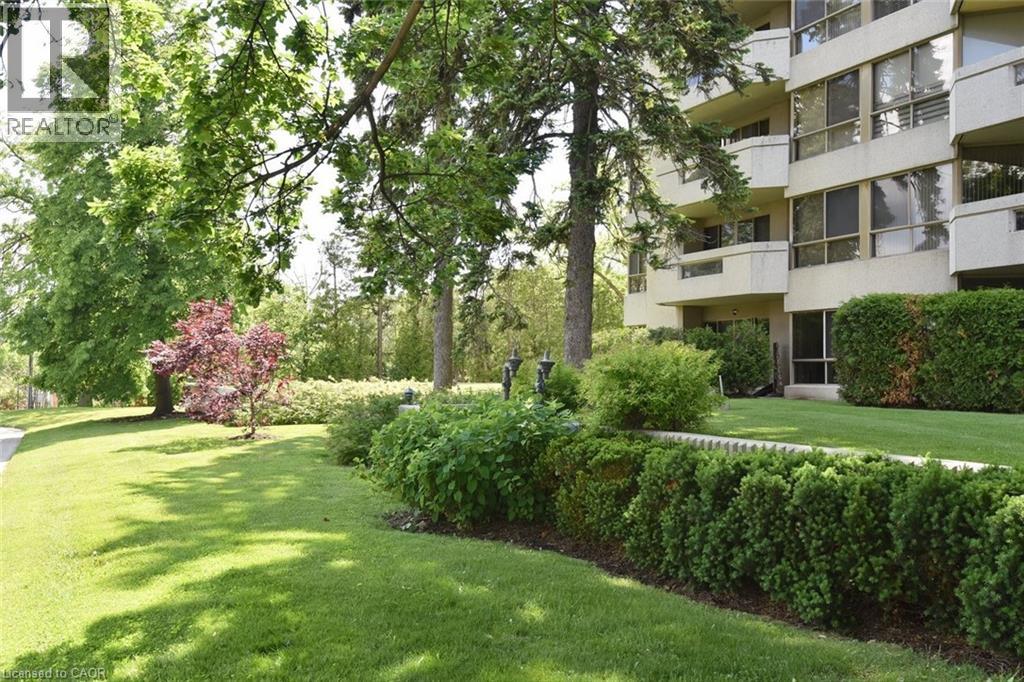 1201 North Shore Boulevard E Unit# 108, Burlington, Ontario  L7S 1Z5 - Photo 4 - 40839416