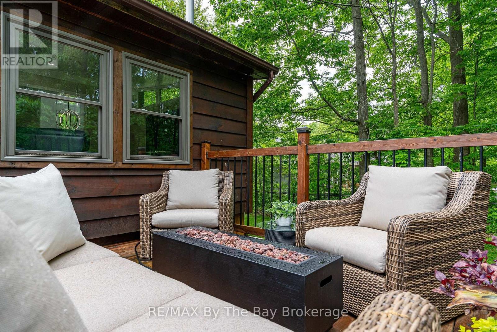 10 Birchwood Trail, Wasaga Beach, Ontario  L9Z 1B2 - Photo 38 - S13439908