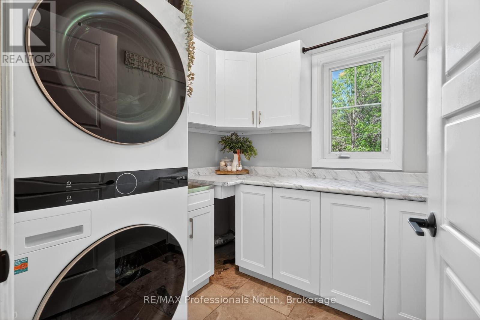 2254 Unicorn Road, Dysart Et Al, Ontario  K0M 1S0 - Photo 19 - X13440182