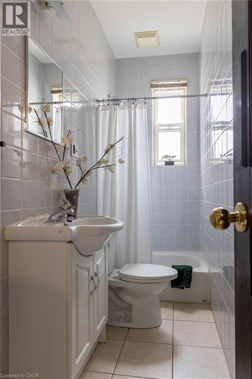 82 Burris Street, Hamilton, Ontario  L8M 2J5 - Photo 14 - 40839466