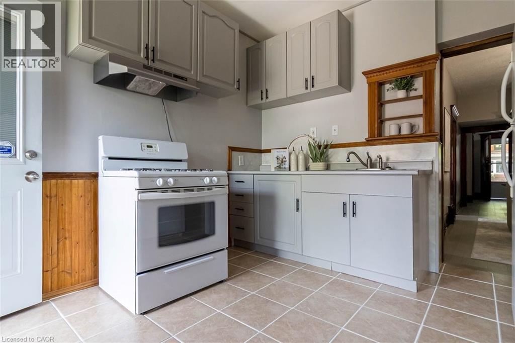 82 Burris Street, Hamilton, Ontario  L8M 2J5 - Photo 19 - 40839466