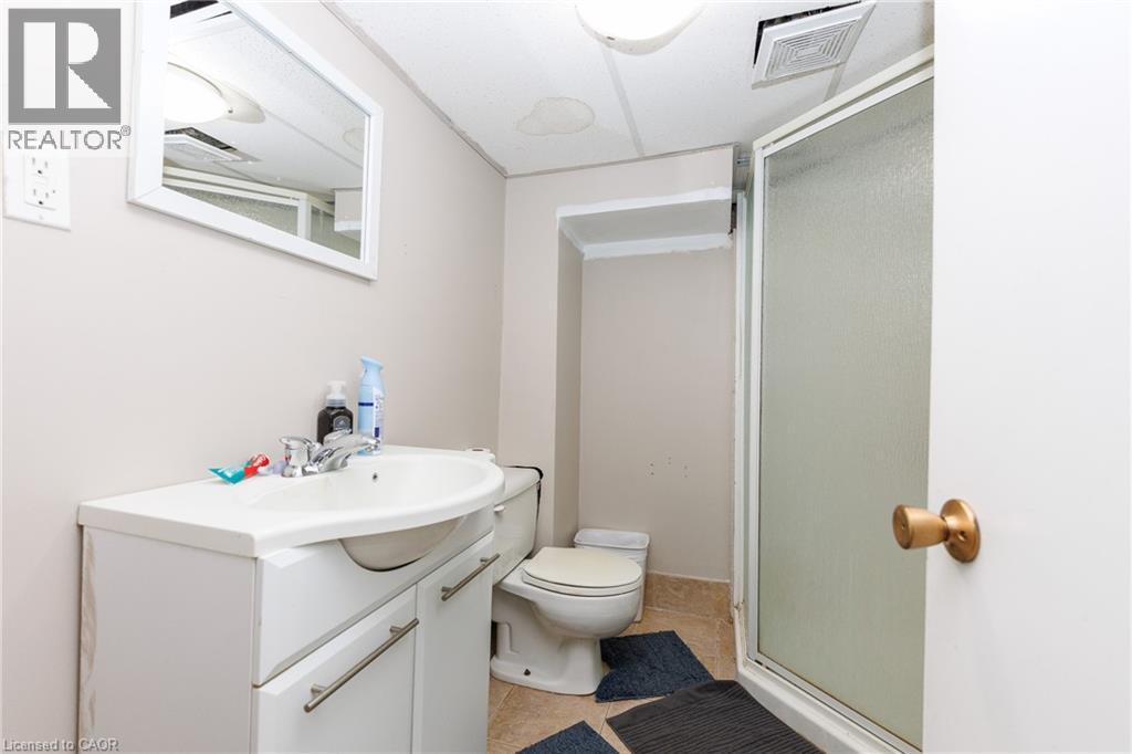 25 Warkdale Drive, St. Catharines, Ontario  L2T 2V8 - Photo 17 - 40839446