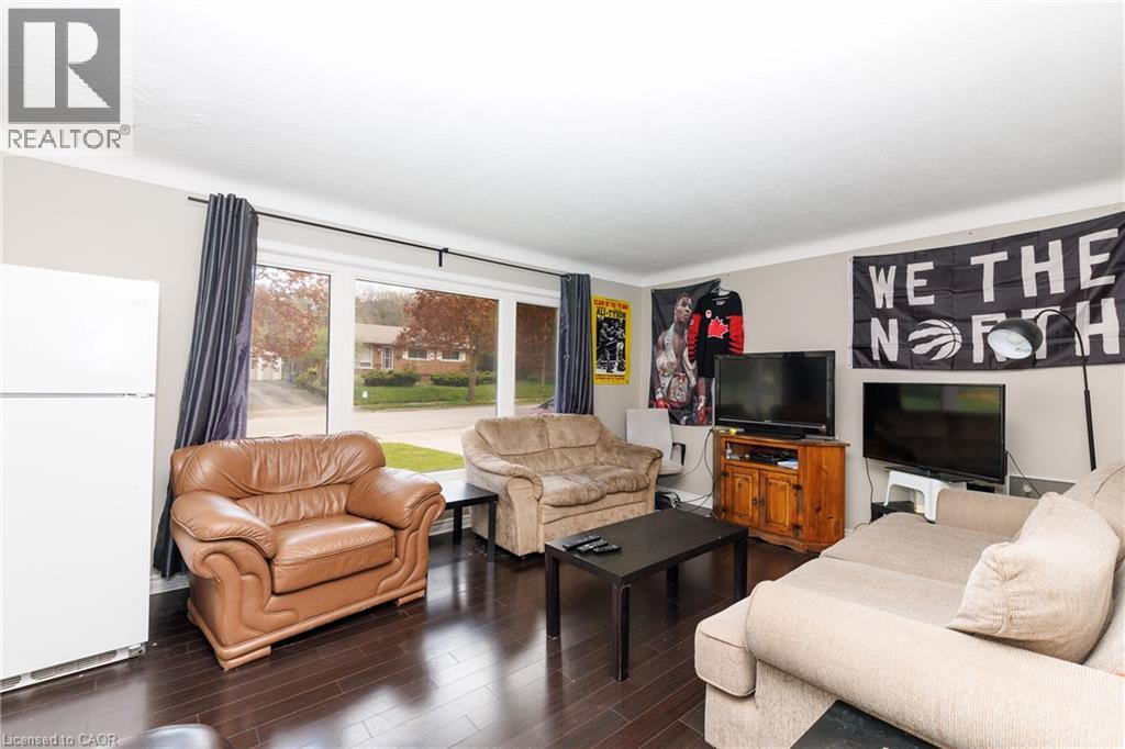 25 Warkdale Drive, St. Catharines, Ontario  L2T 2V8 - Photo 4 - 40839446