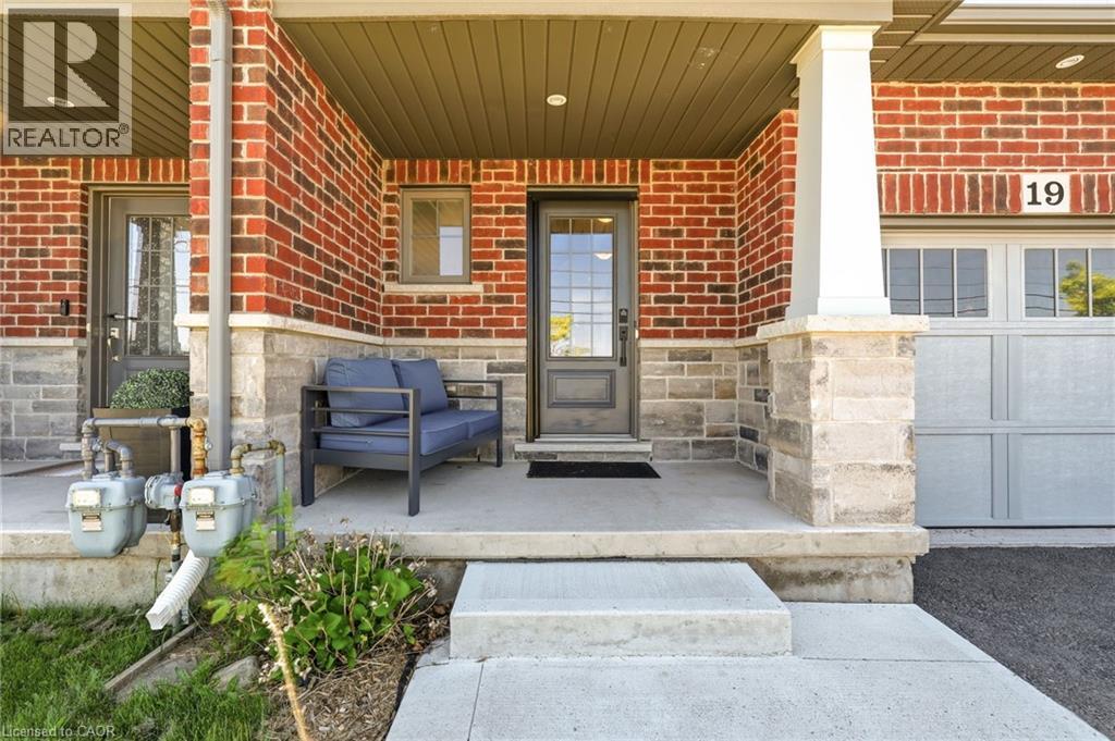 19 Severino Circle, Smithville, Ontario  L0R 2A0 - Photo 3 - 40834731