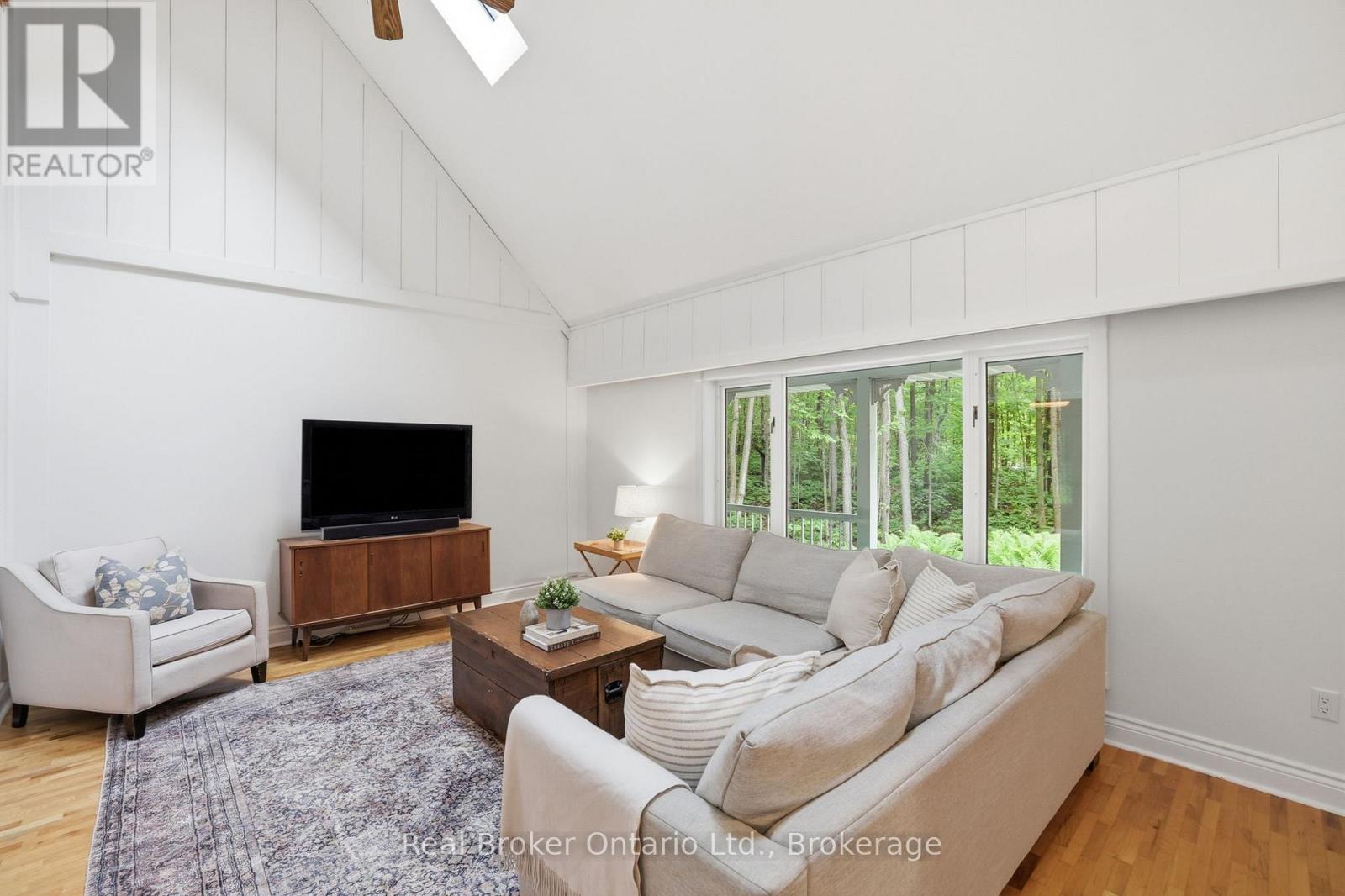 805500 25 Side Road, Grey Highlands, Ontario  N4L 1W6 - Photo 16 - X13440310