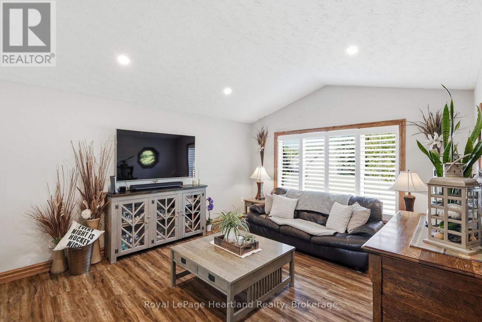 2015 Alma Street, Howick, Ontario  N0G 1X0 - Photo 11 - X13440420