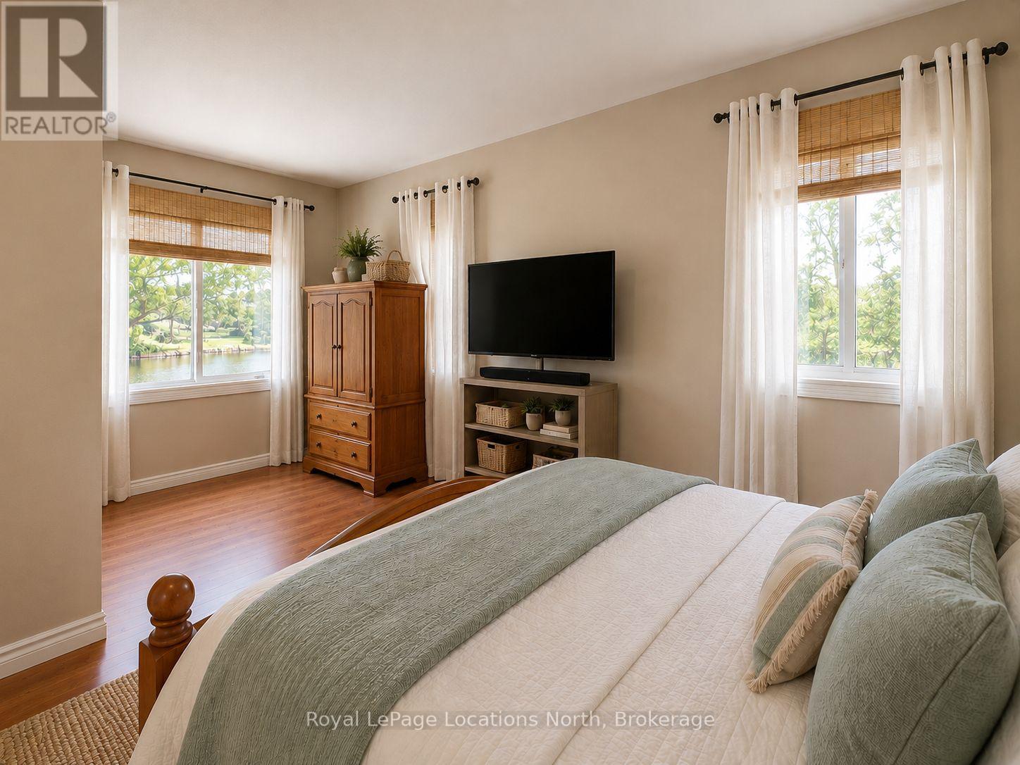 32 River Road E, Wasaga Beach, Ontario  L9Z 2L1 - Photo 9 - S13440586