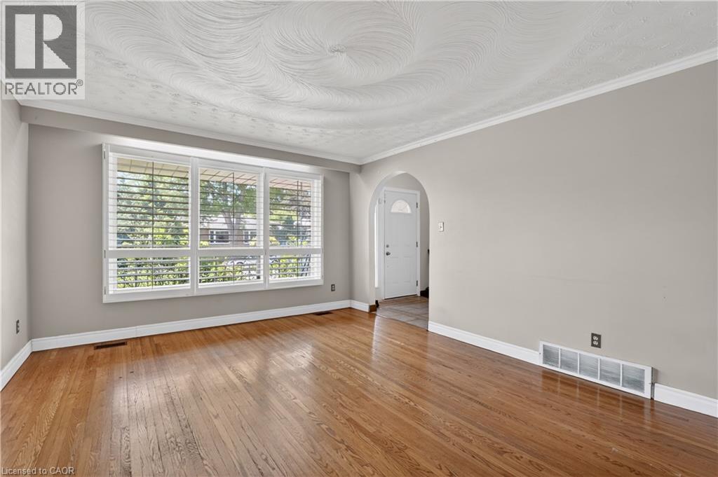 128 Hadeland Avenue, Hamilton, Ontario  L9C 5Z9 - Photo 8 - 40838057