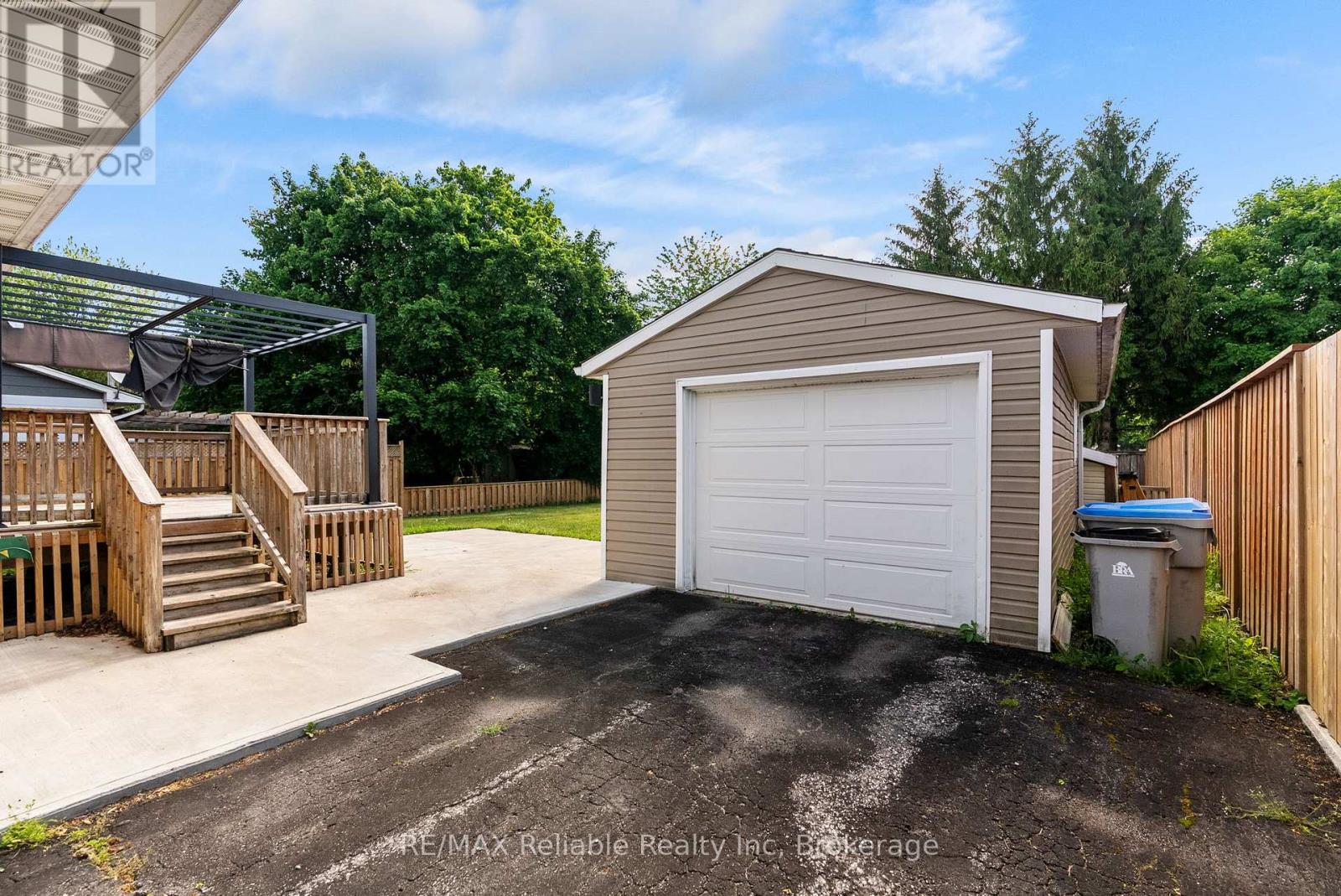 182 Jarvis Street S, Huron East, Ontario  N0K 1W0 - Photo 30 - X13440736