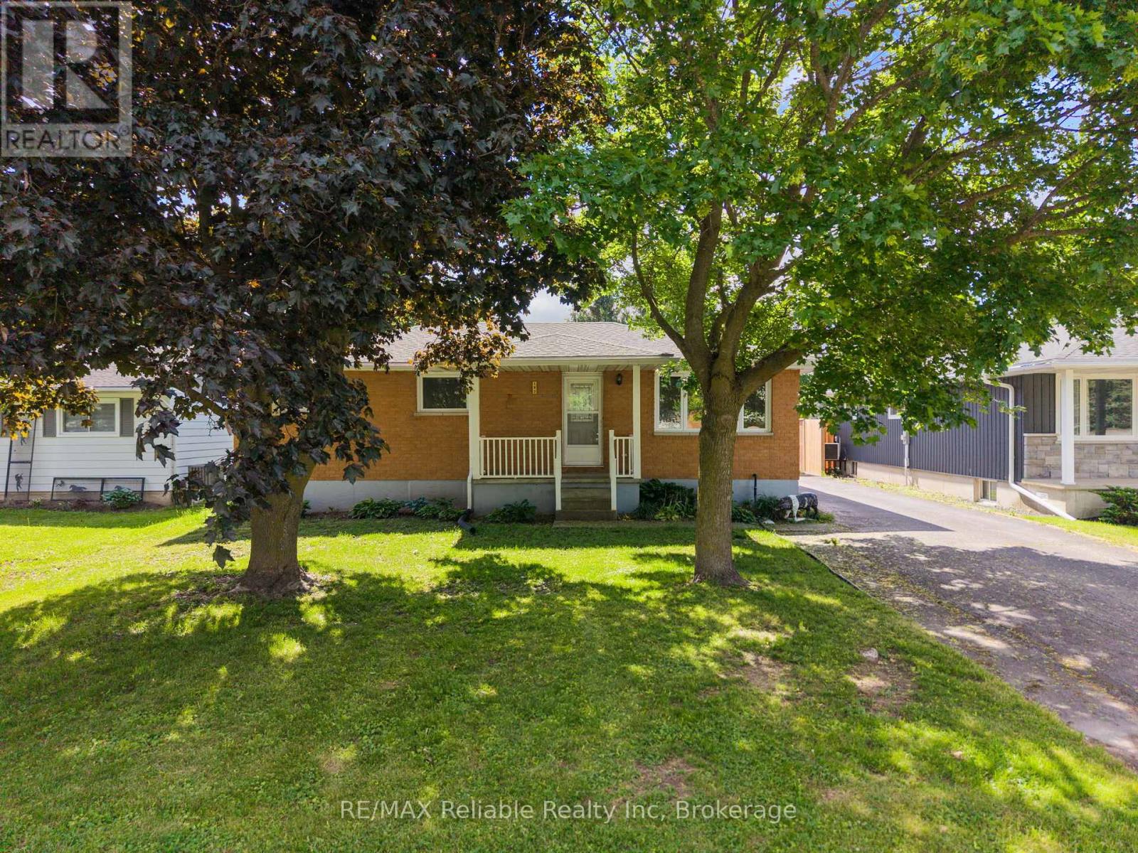 182 Jarvis Street S, Huron East, Ontario  N0K 1W0 - Photo 35 - X13440736
