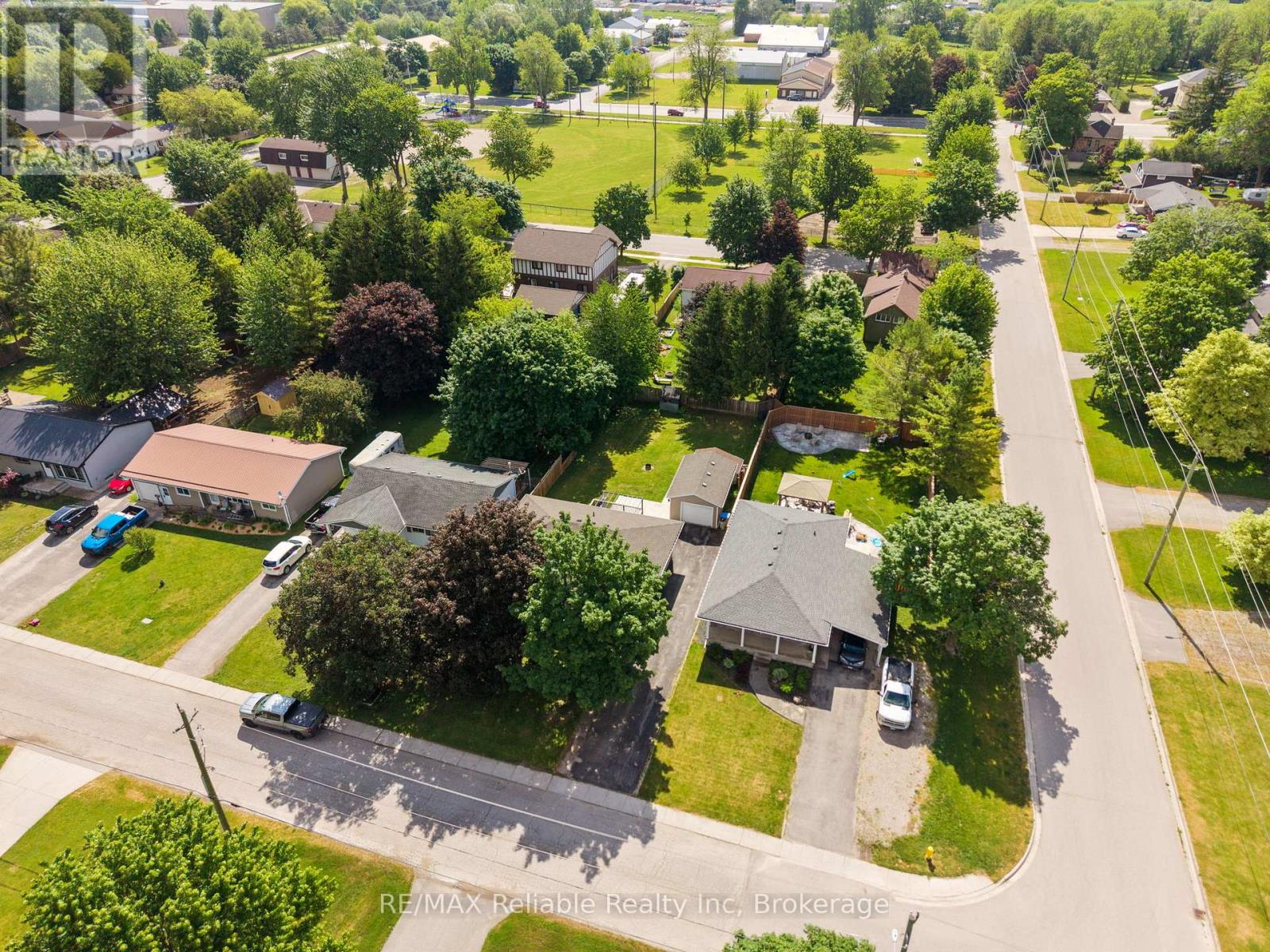 182 Jarvis Street S, Huron East, Ontario  N0K 1W0 - Photo 37 - X13440736