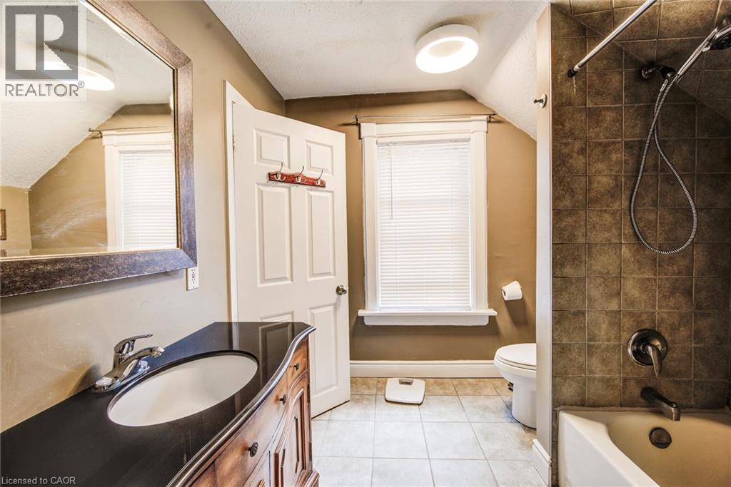 841 Duke Street, Cambridge, Ontario  N3H 3T8 - Photo 31 - 40838572