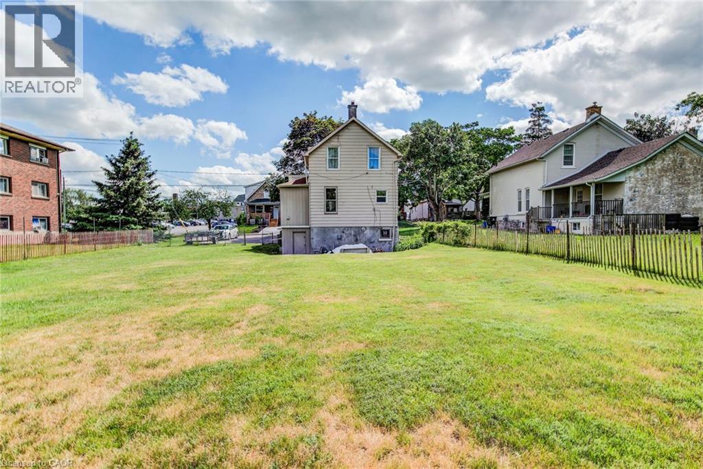 841 Duke Street, Cambridge, Ontario  N3H 3T8 - Photo 39 - 40838572