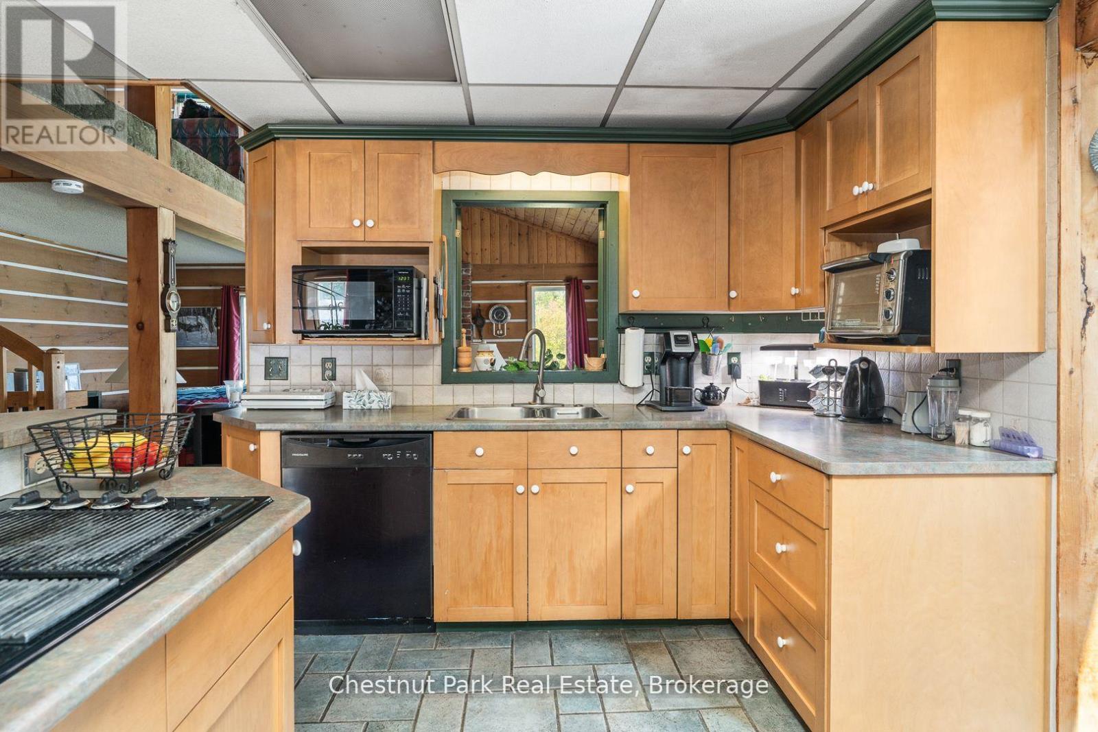 170 Long Point Road, Huntsville, Ontario  P0B 1M0 - Photo 18 - X13440854
