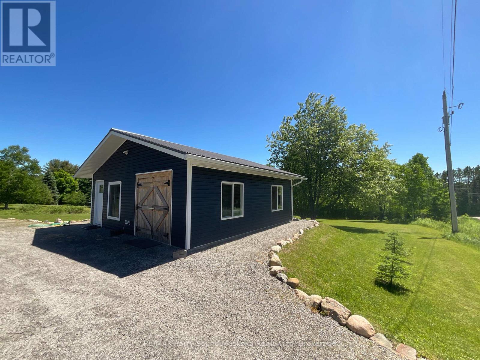 135 Daniel Drive, Parry Sound Remote Area, Ontario  P0H 2R0 - Photo 10 - X13441046
