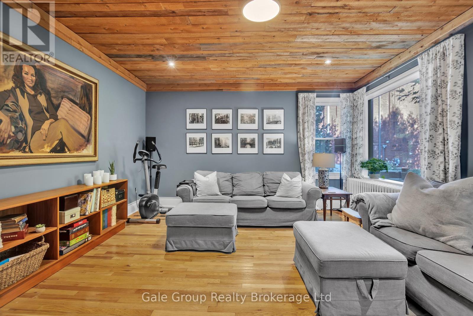 105 Vansittart Avenue, Woodstock, Ontario  N4S 6E5 - Photo 25 - X13441074
