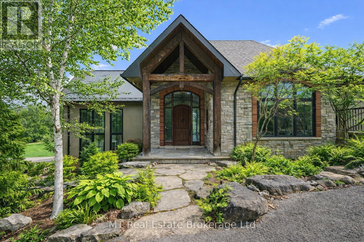 13569 Dublin Line, Halton Hills, Ontario  L7J 2L7 - Photo 5 - W13441136