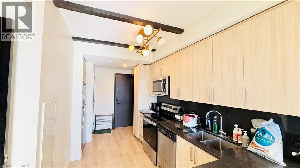 145 Columbia Street W Unit# 1536, Waterloo, Ontario  N2L 0K7 - Photo 2 - 40839552