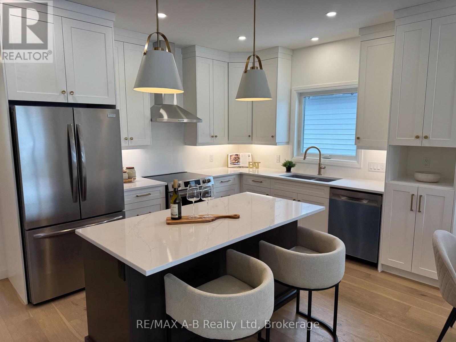169 Wimpole Street, West Perth, Ontario  N0K 1N0 - Photo 3 - X13441138