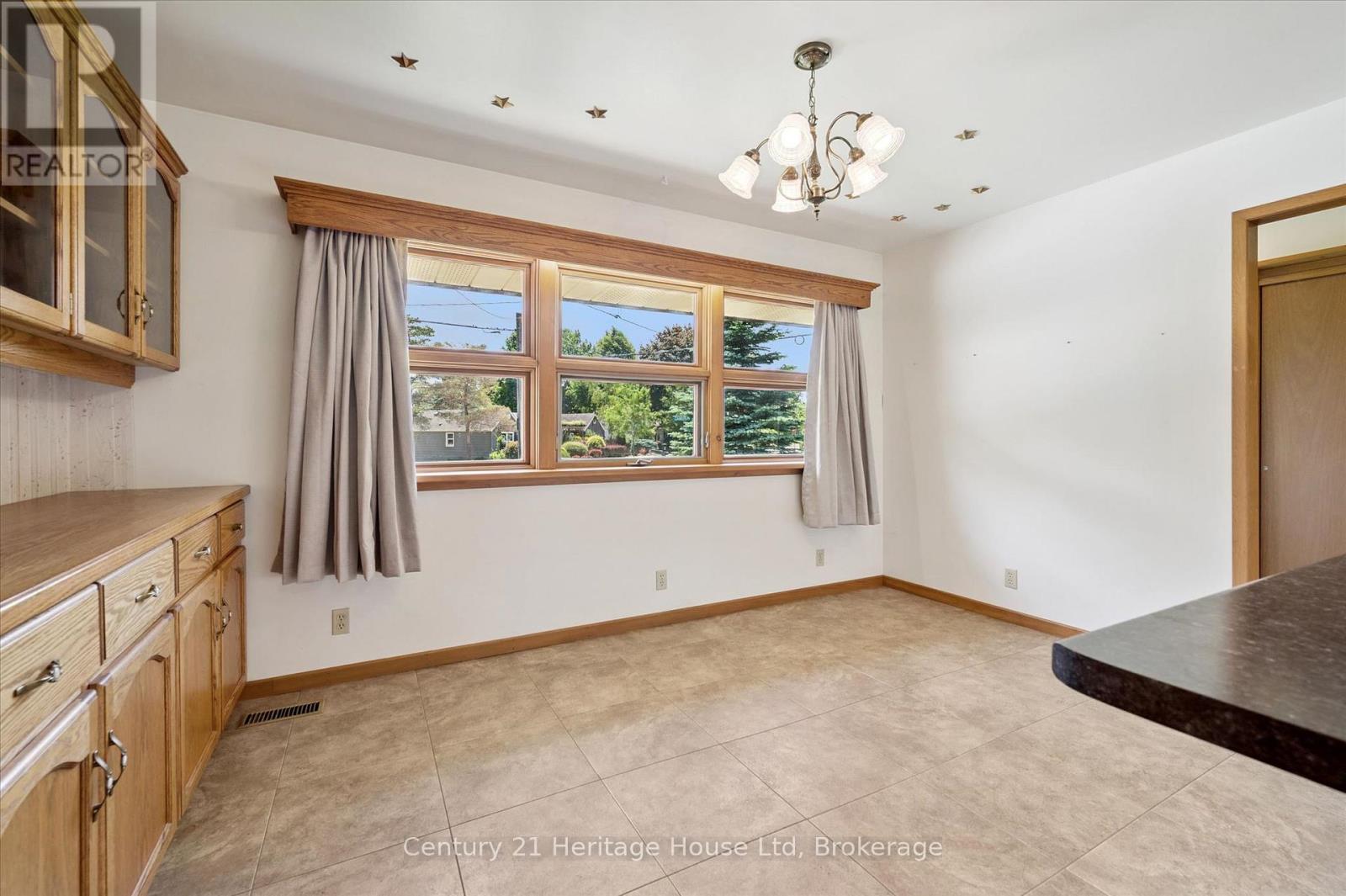 470 Cameron Street, Centre Wellington, Ontario  N1M 2G4 - Photo 11 - X13441216