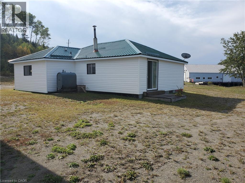 464 Highway 11, Greenstone, Ontario  P0T 2J0 - Photo 13 - 40839527