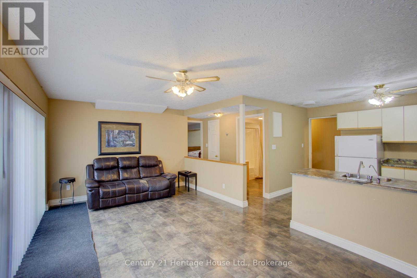 252 Durham Road W, West Grey, Ontario  N0G 1R0 - Photo 34 - X13441372