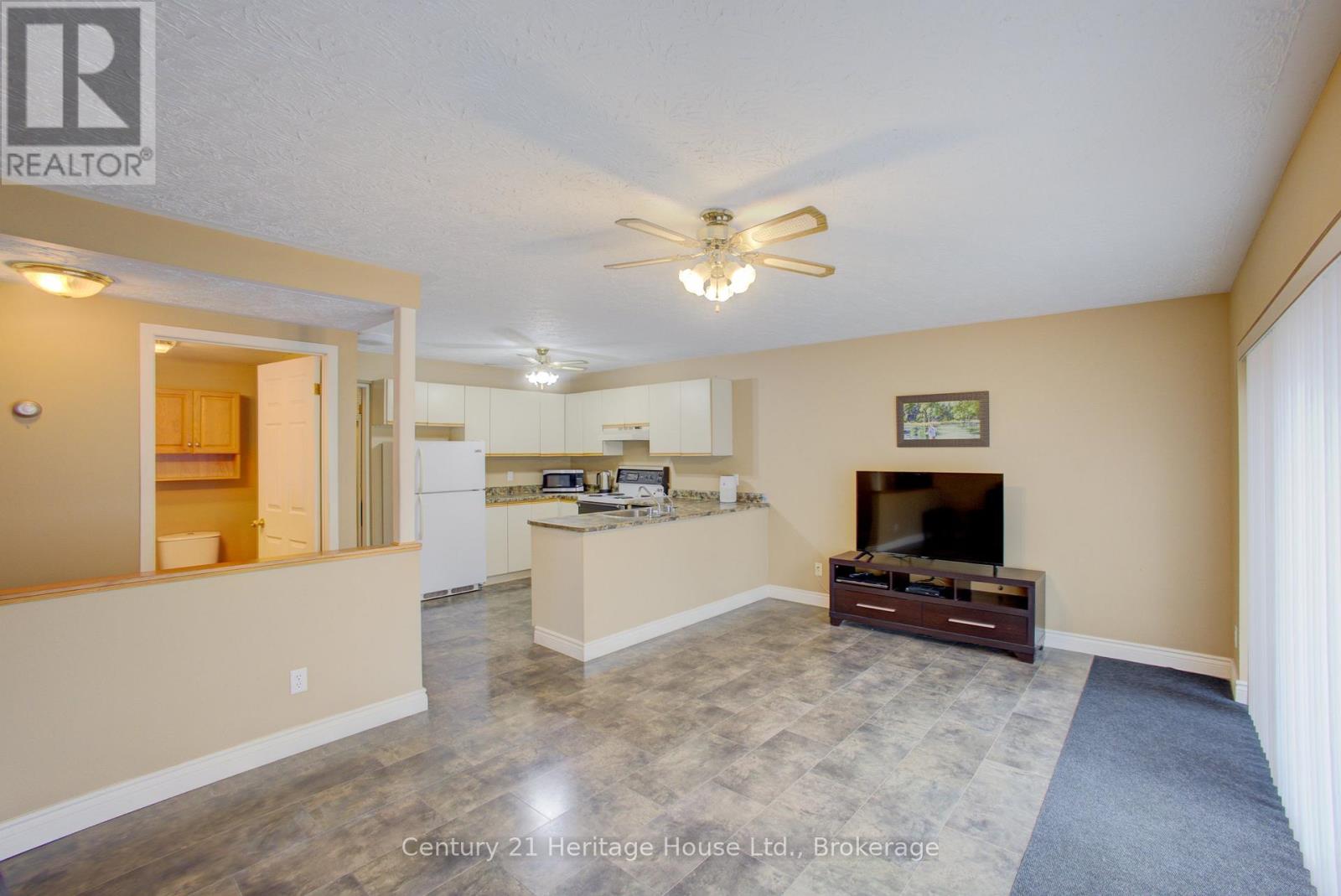252 Durham Road W, West Grey, Ontario  N0G 1R0 - Photo 35 - X13441372