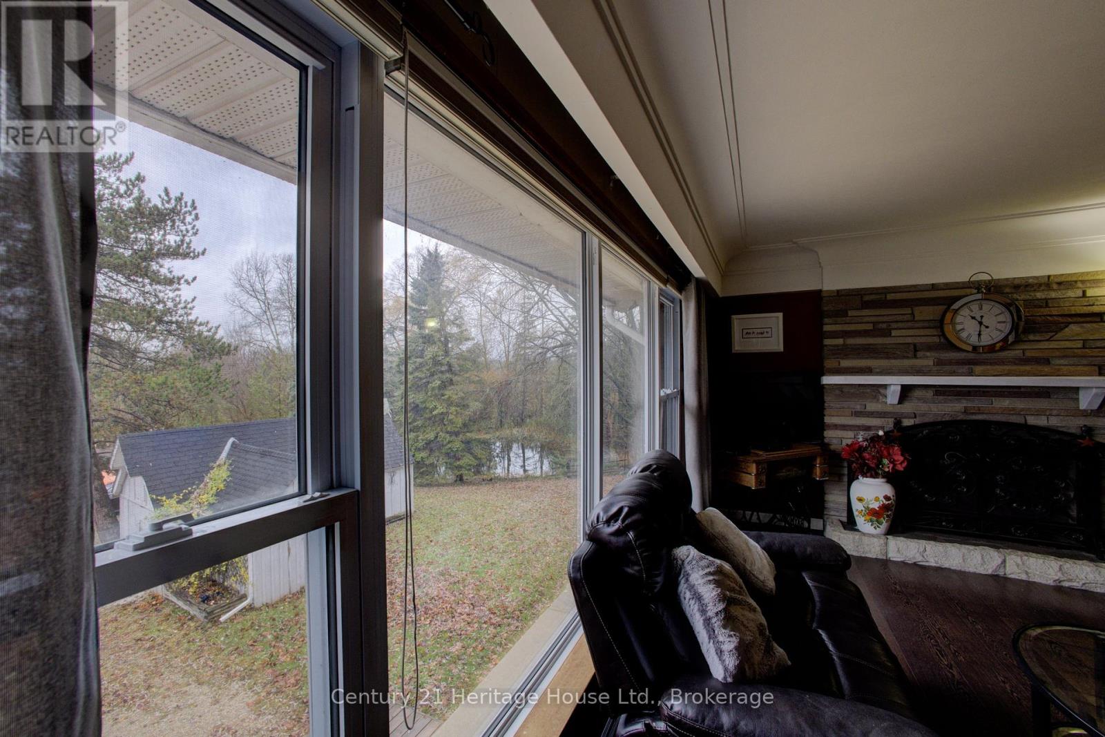 252 Durham Road W, West Grey, Ontario  N0G 1R0 - Photo 7 - X13441372