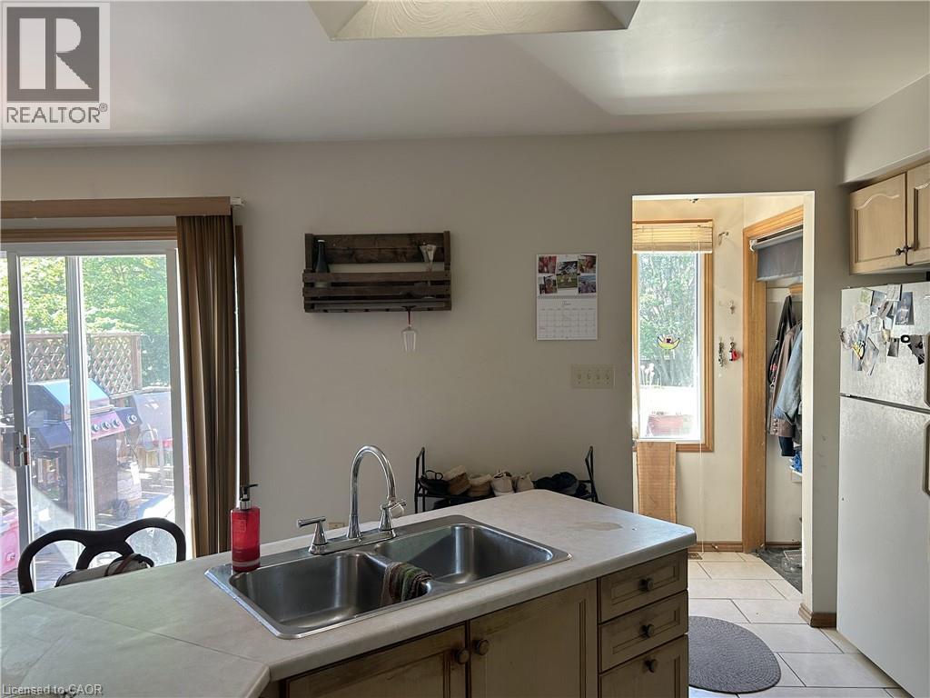 100 Stanley Street, Simcoe, Ontario  N3Y 1M4 - Photo 10 - 40839452