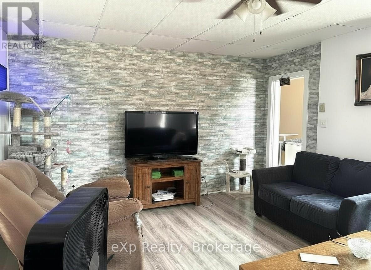 8 Main Street S, Brockton, Ontario  N0G 1S0 - Photo 37 - X13441758