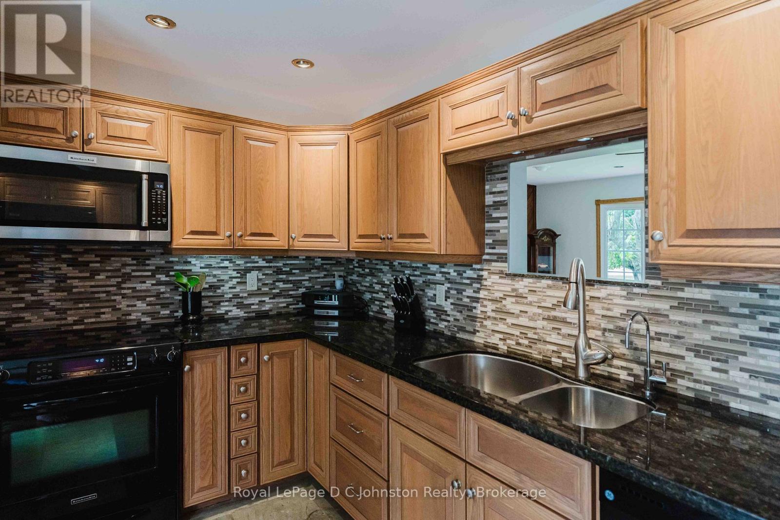 1073 8 Concession, Kincardine, Ontario  N0G 2T0 - Photo 11 - X13441810