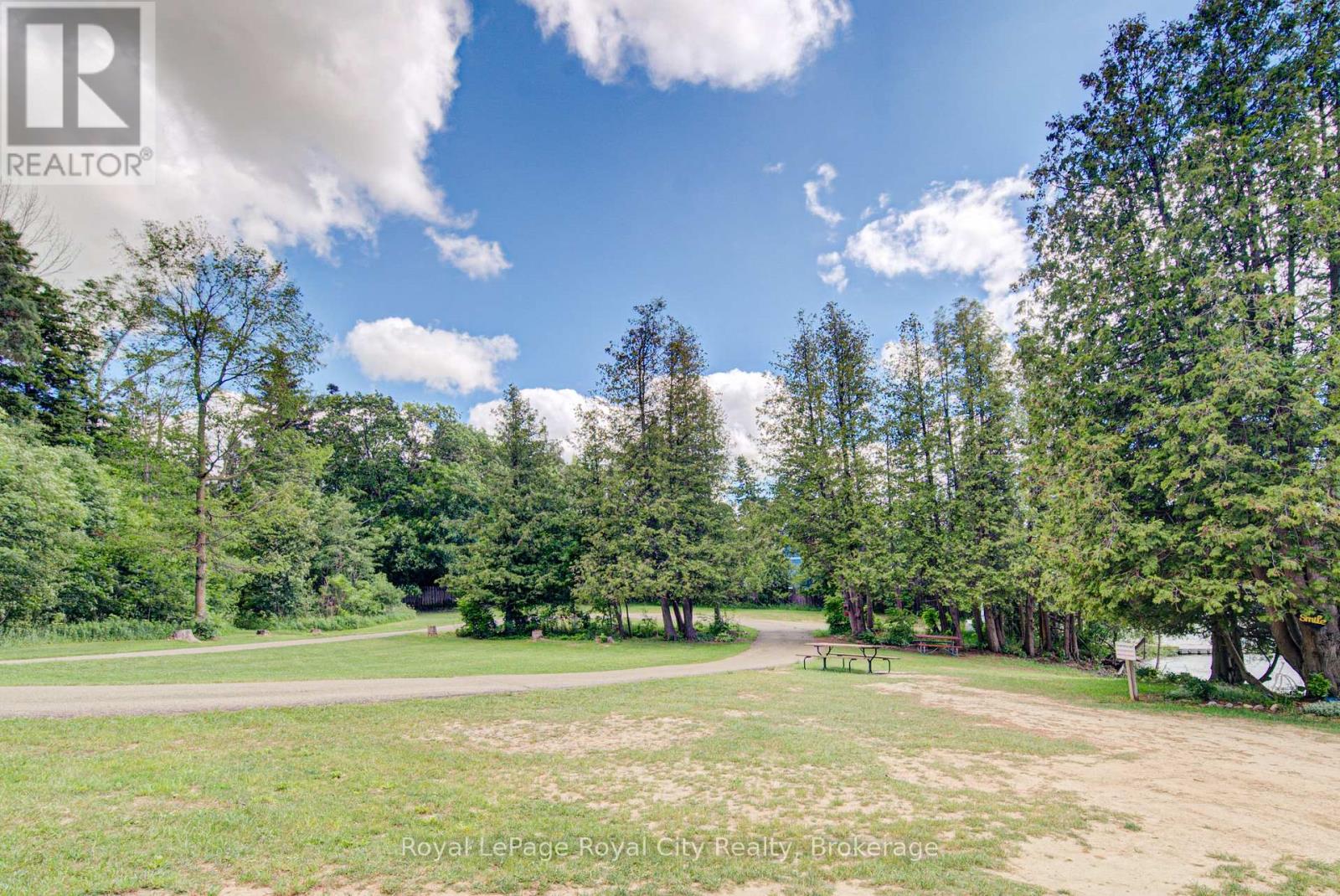Leased Lot 570 Sumac Street, Centre Wellington, Ontario  N1M 2W5 - Photo 36 - X13441846