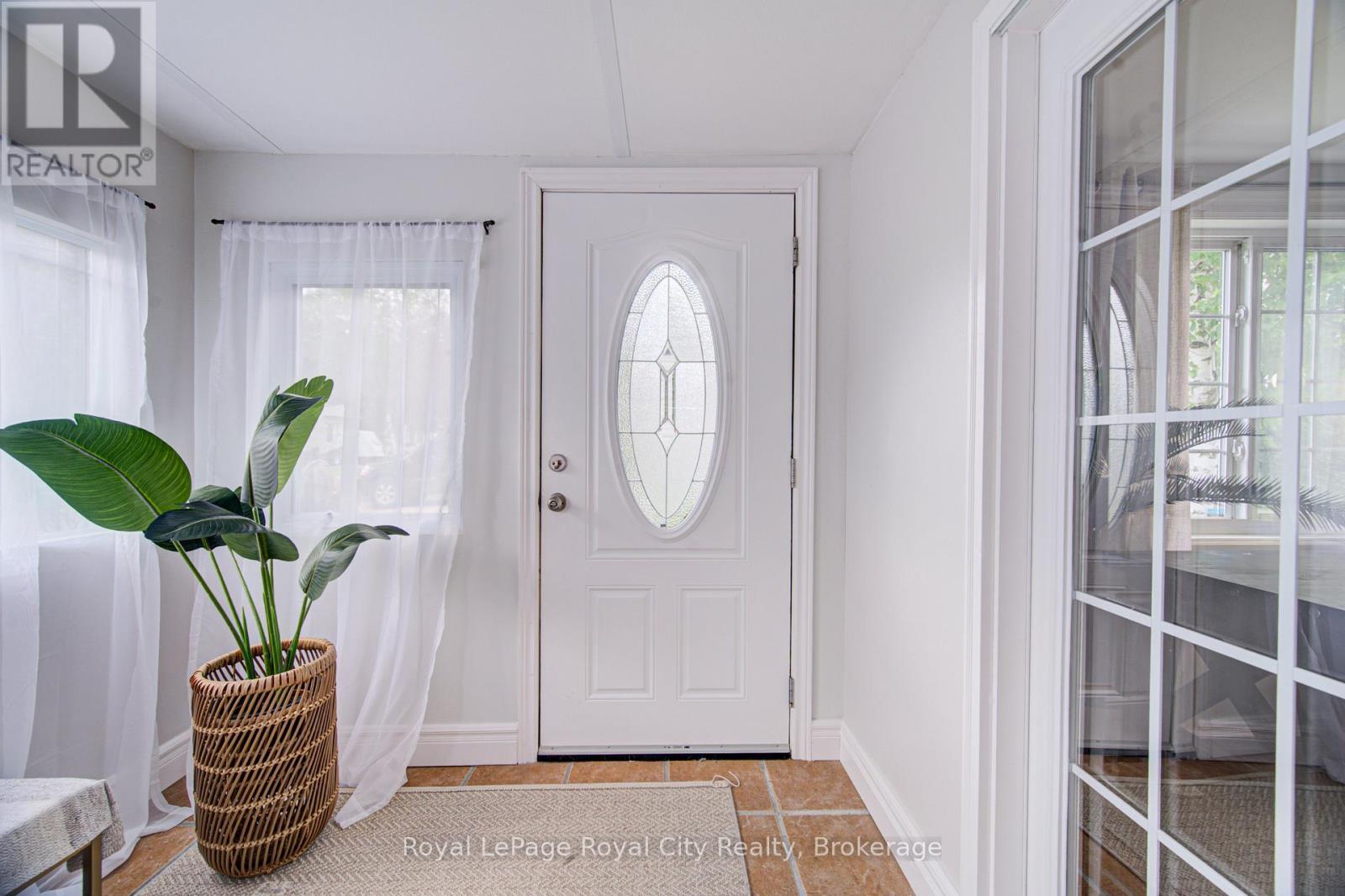 Leased Lot 570 Sumac Street, Centre Wellington, Ontario  N1M 2W5 - Photo 4 - X13441846