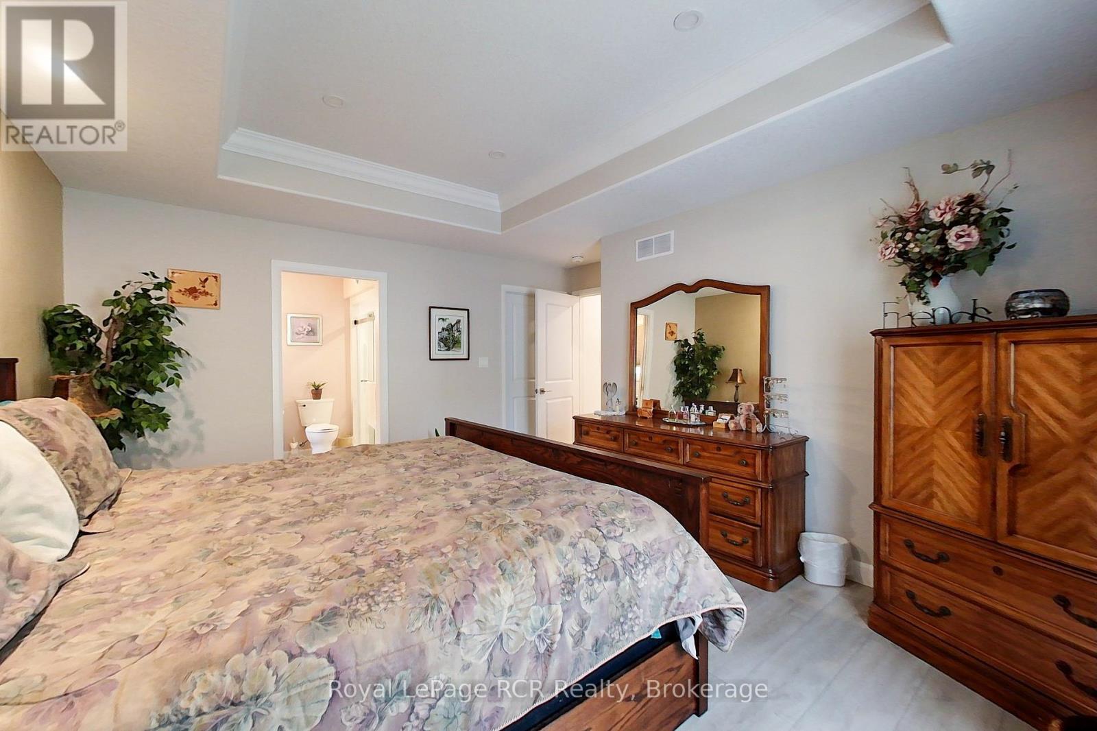 855 17th Street, Hanover, Ontario  N4N 3B8 - Photo 14 - X13441848