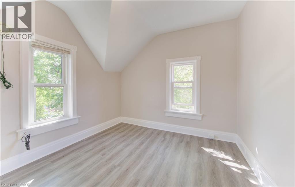 233 Lancaster Street E, Kitchener, Ontario  N2H 1N5 - Photo 16 - 40839600