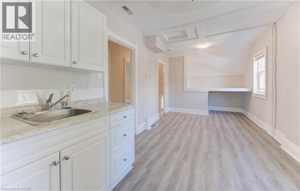 233 Lancaster Street E, Kitchener, Ontario  N2H 1N5 - Photo 21 - 40839600