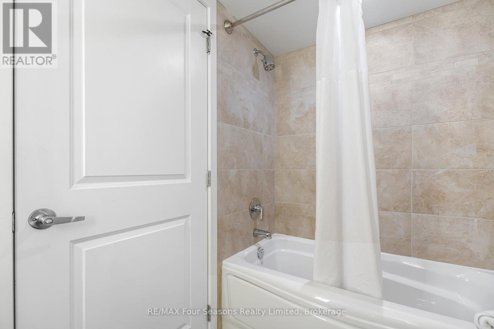 5109/5111 - 9 Harbour Street E, Collingwood, Ontario  L9Y 5C5 - Photo 16 - S13442150