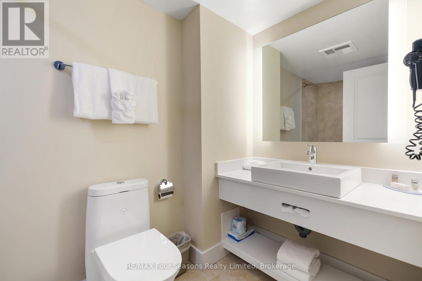 5109/5111 - 9 Harbour Street E, Collingwood, Ontario  L9Y 5C5 - Photo 17 - S13442150