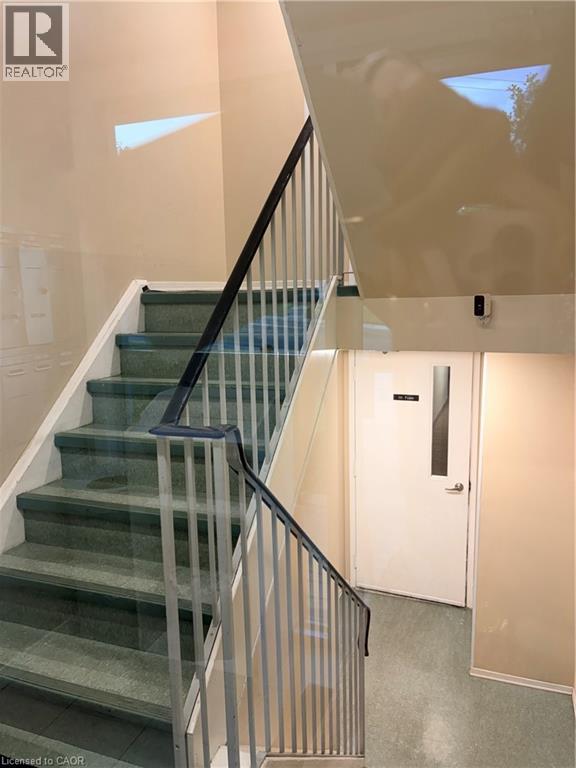 30 Bridge Street W Unit# 307, Kitchener, Ontario  N2K 1K4 - Photo 4 - 40839558