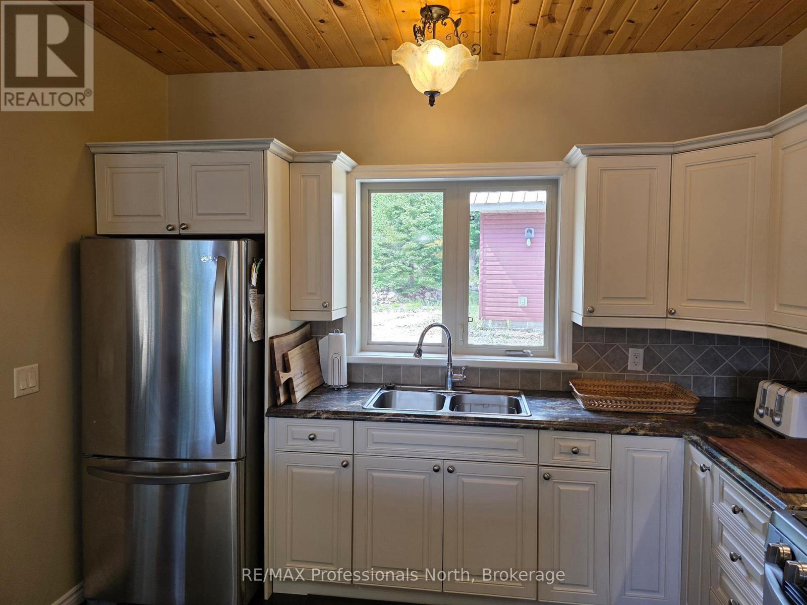 98 Lynx Drive, Kearney, Ontario  P0A 1M0 - Photo 11 - X13442478