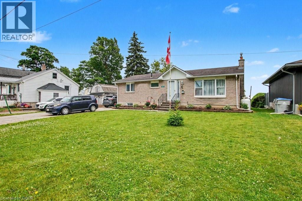 51 Schade Street, Monkton, Ontario  N0K 1P0 - Photo 2 - 40839630