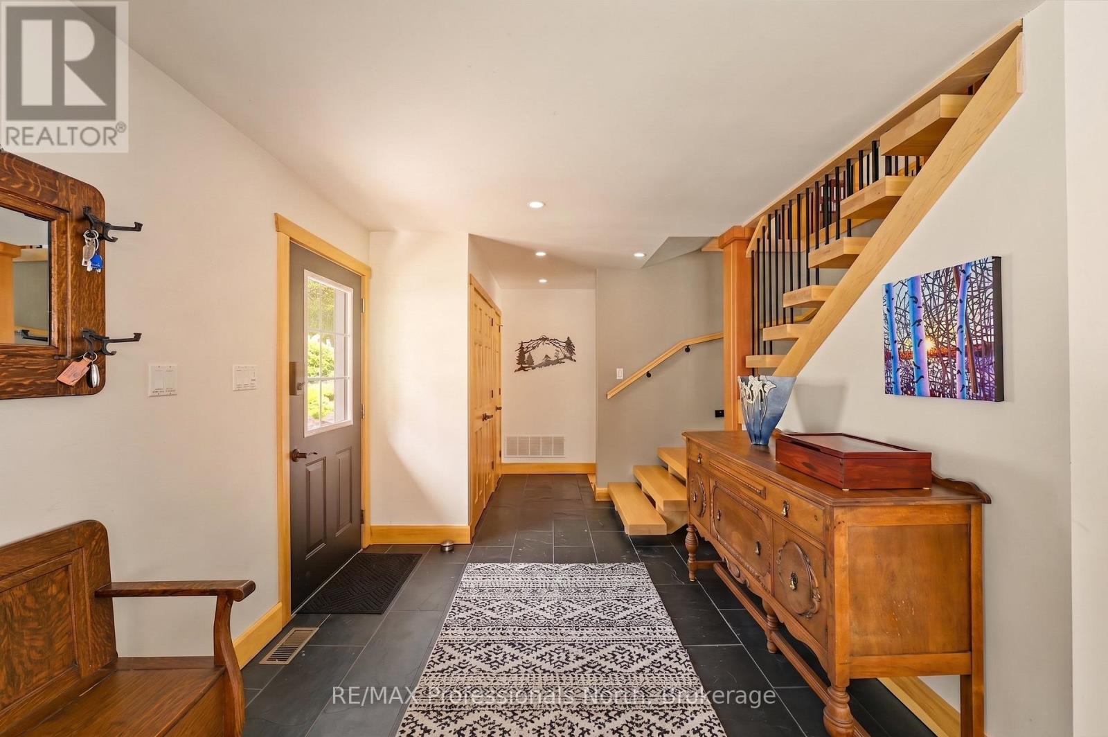 1015 Bluestone Lane, Minden Hills, Ontario  K0M 2K0 - Photo 16 - X13443028