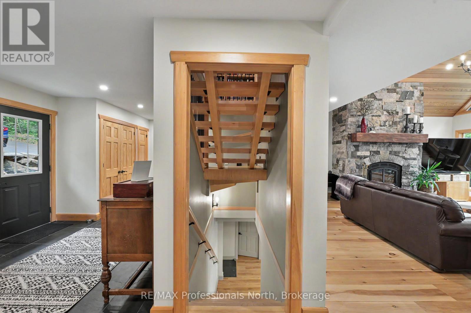 1015 Bluestone Lane, Minden Hills, Ontario  K0M 2K0 - Photo 34 - X13443028