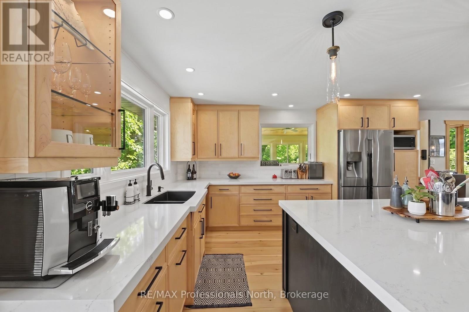 1015 Bluestone Lane, Minden Hills, Ontario  K0M 2K0 - Photo 7 - X13443028