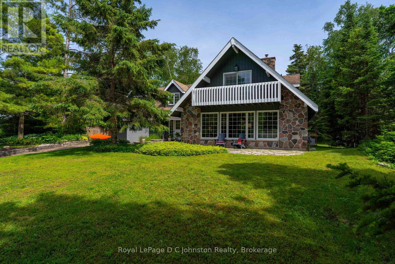 471 Eckford Avenue, Saugeen Shores, Ontario  N0H 2L0 - Photo 2 - X13443186