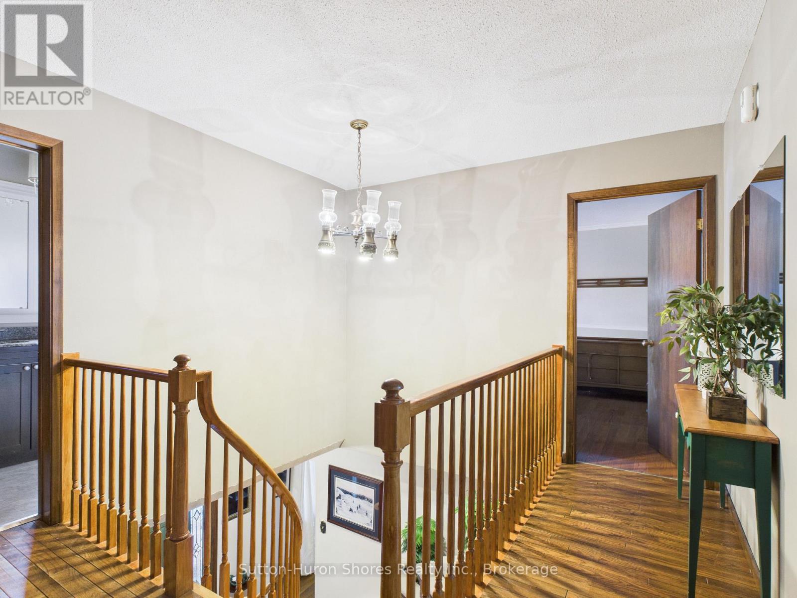 341 Wellington Street, Saugeen Shores, Ontario  N0H 2C4 - Photo 10 - X13443298