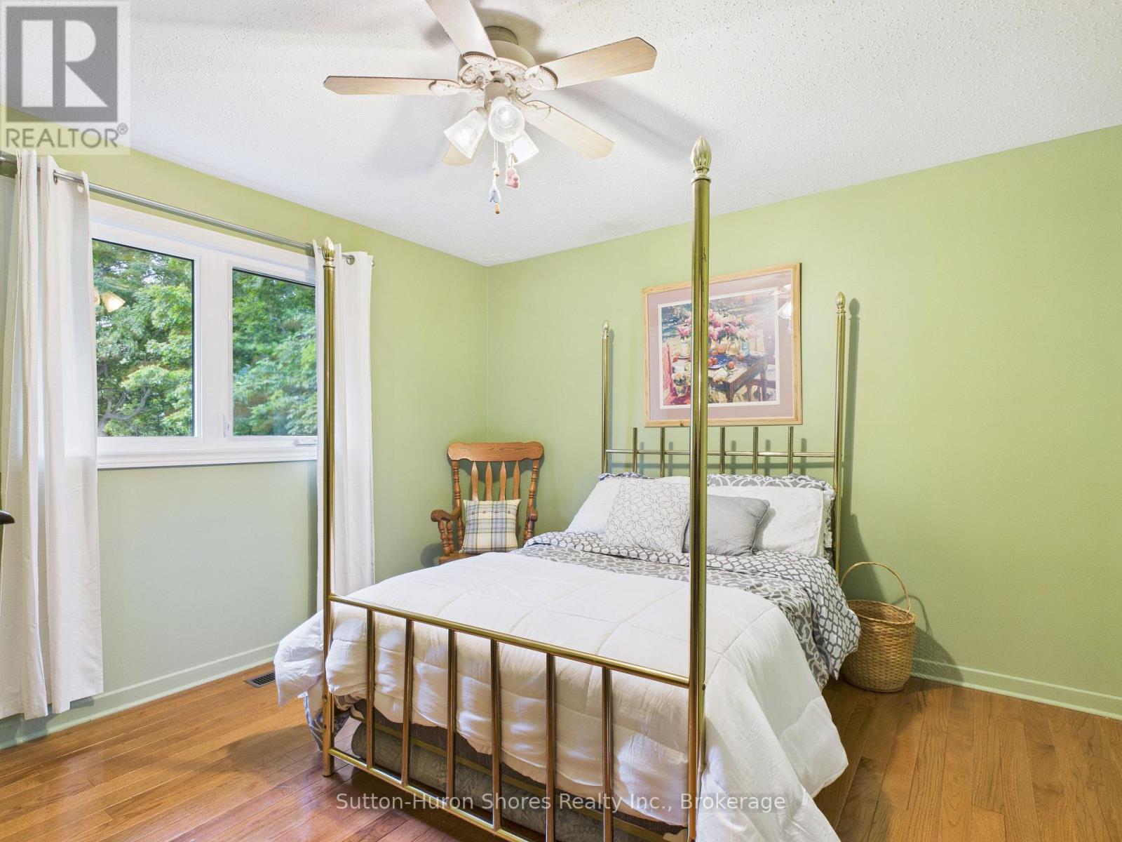 341 Wellington Street, Saugeen Shores, Ontario  N0H 2C4 - Photo 4 - X13443298