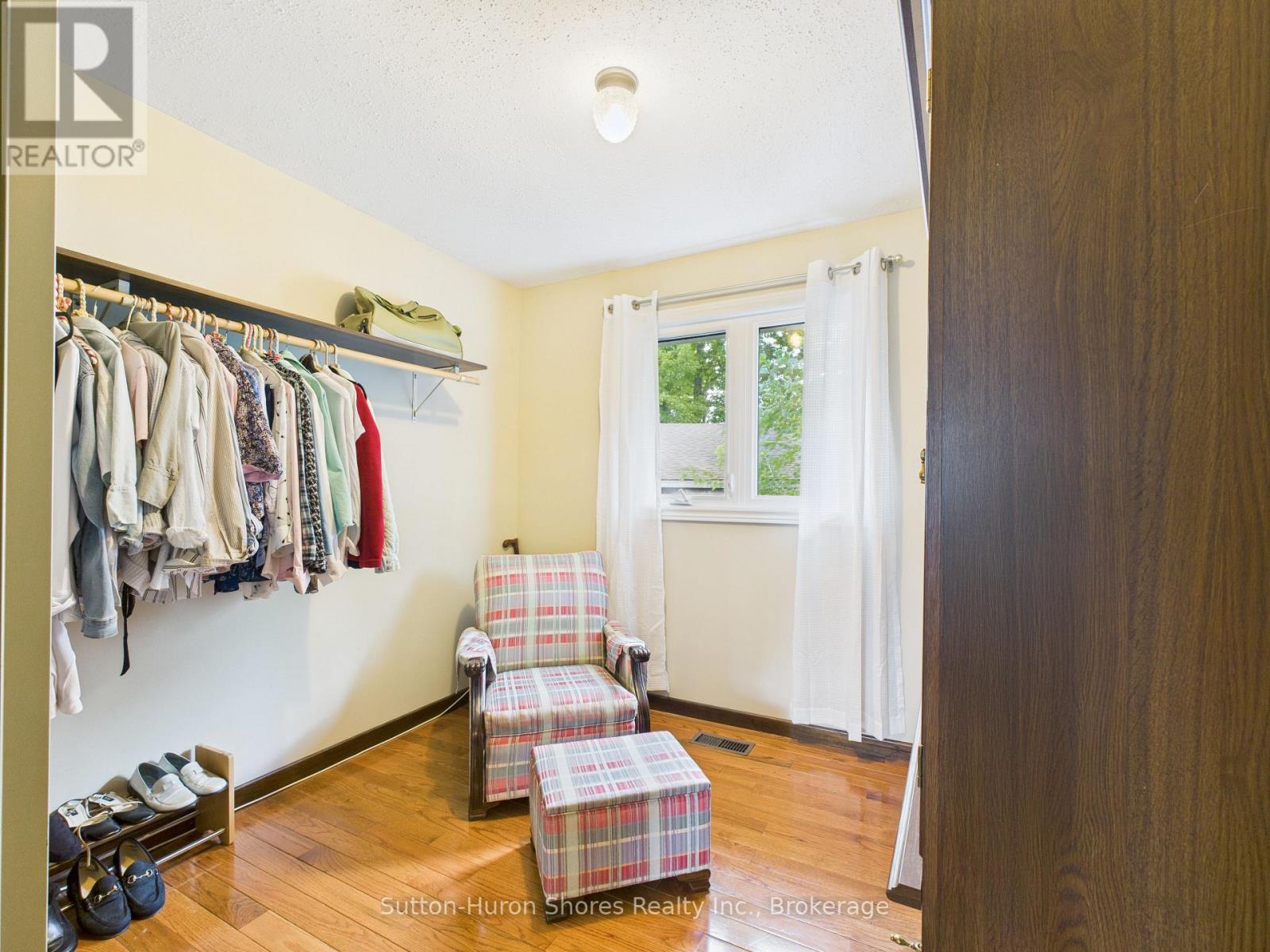 341 Wellington Street, Saugeen Shores, Ontario  N0H 2C4 - Photo 8 - X13443298