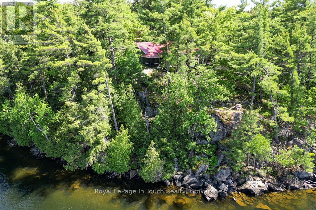 700 Island 980 / Deer Island, Georgian Bay, Ontario  P0E 1E0 - Photo 2 - X13443308